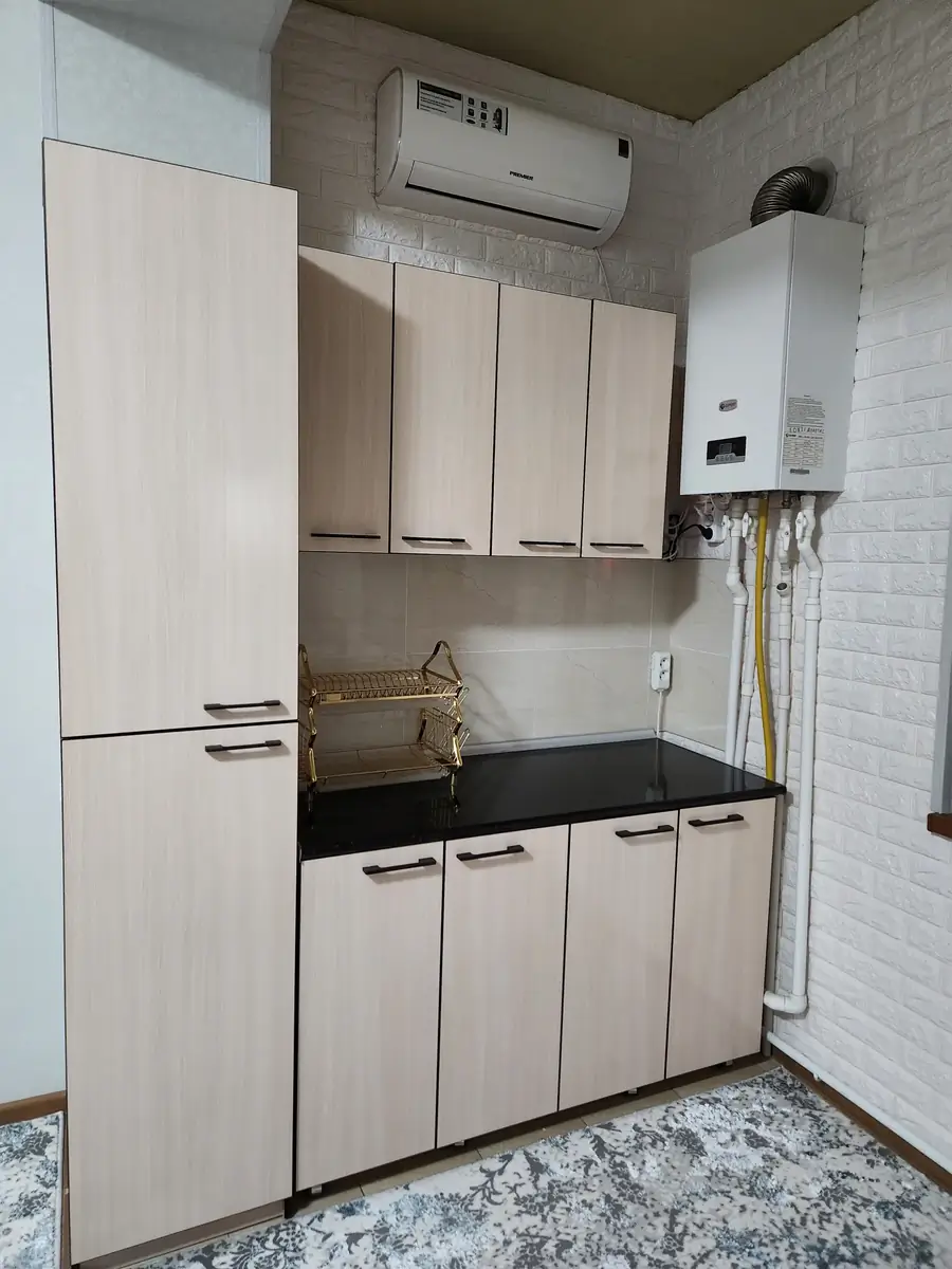 Продается 2-комнатная квартира − 72 м²