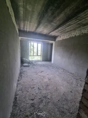 Продается 1-комнатная квартира − 48 м²