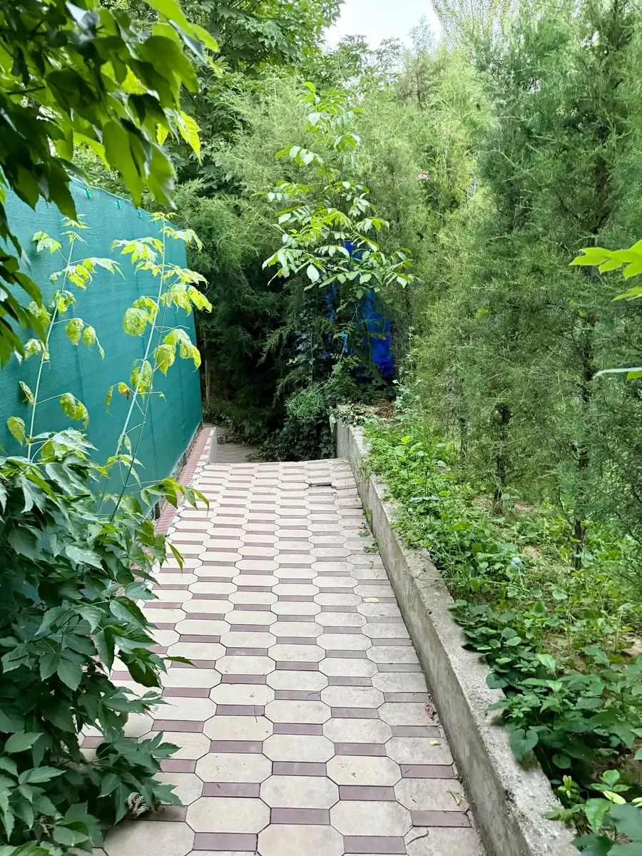 Ijaraga 1 qavatli uy − 400 m²