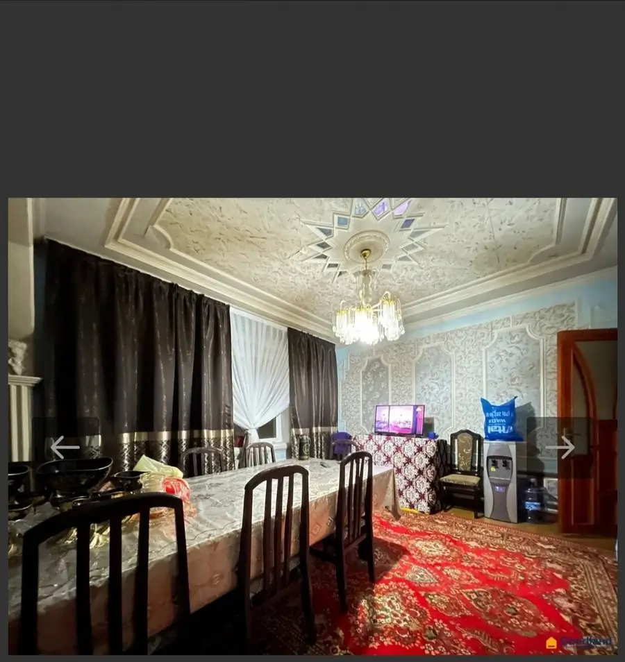 Продается Более 5-комнатная квартира − 190 м²