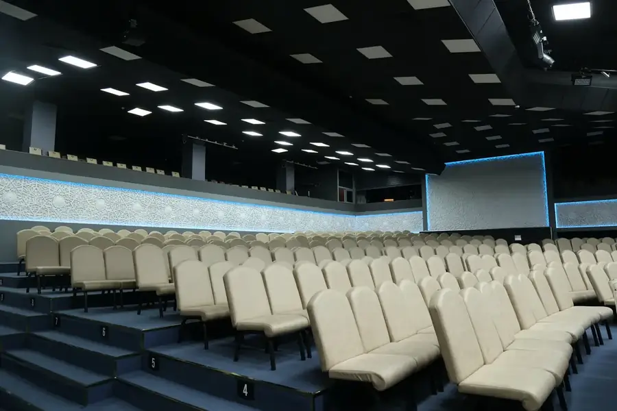 Сдается конференц-зал − 750 м²
