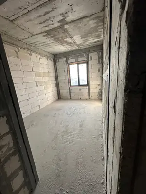 1 xonali kvartira sotiladi − 48 m²