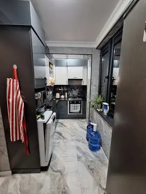 Сдается 2-комнатная квартира − 65 м²
