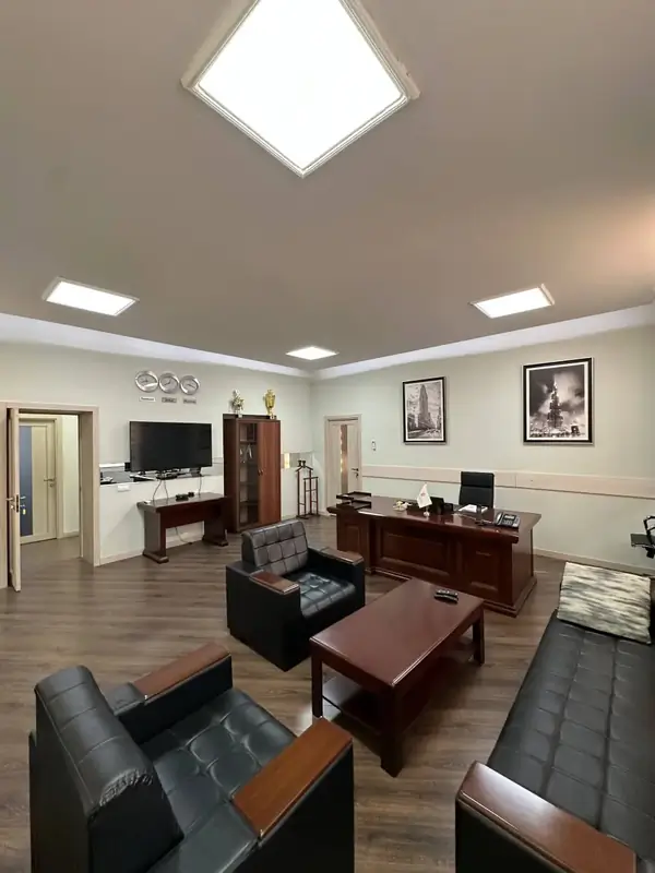 Ofis − 2545 m², 1/3 qavat