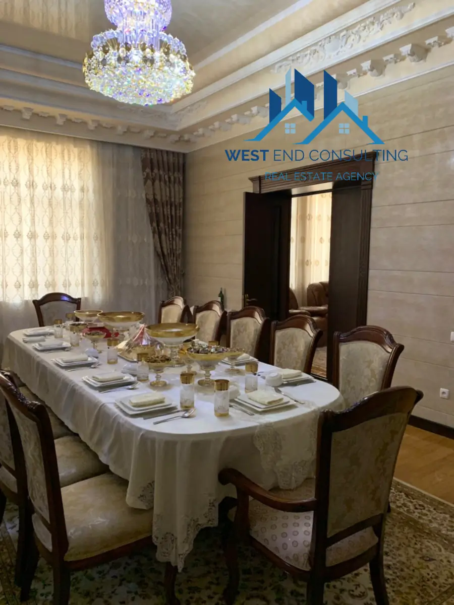 Ijaraga 4 qavatli uy − 700 m²