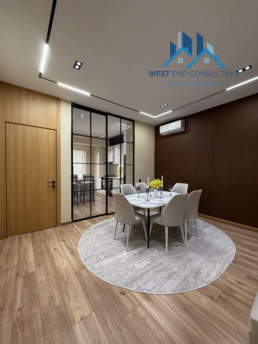 3 xonali kvartira sotiladi − 70 m²