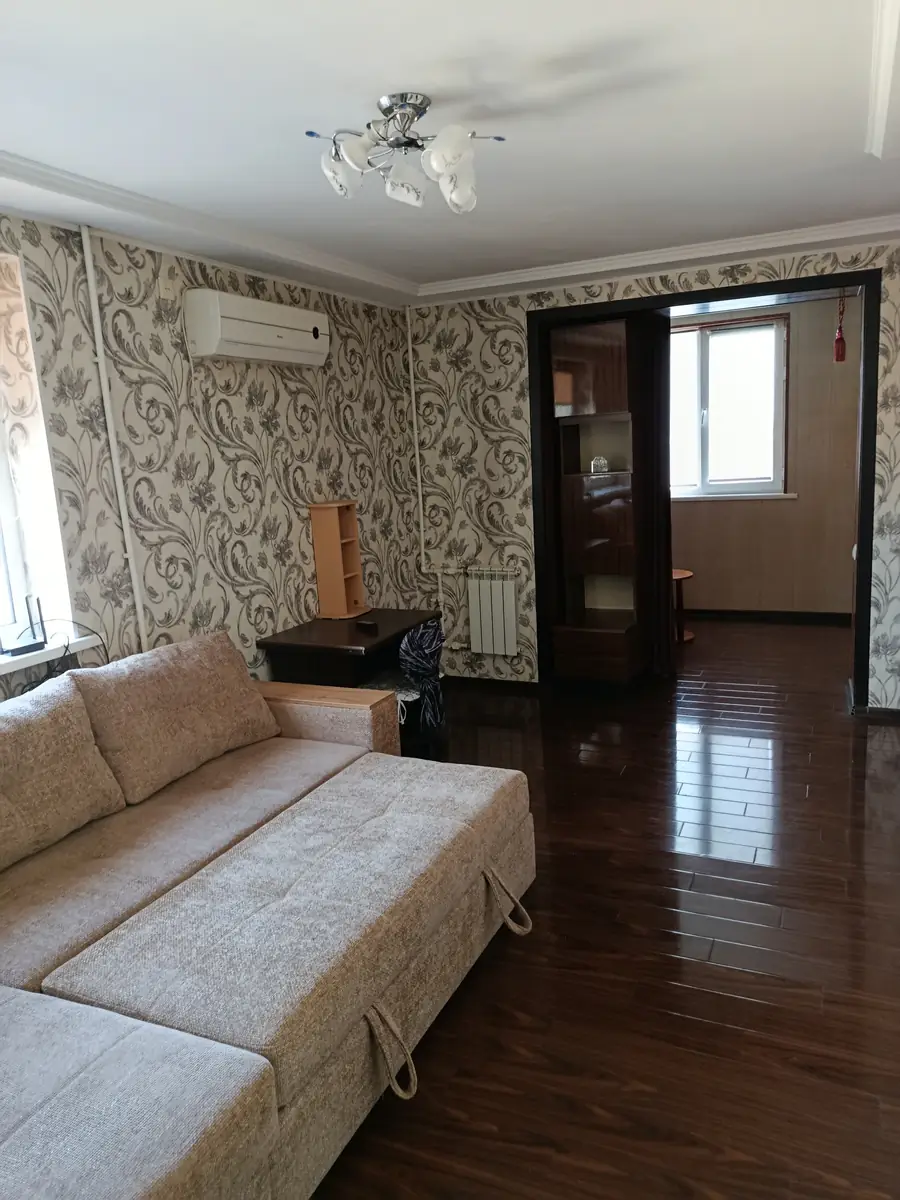 Ijaraga 1 xonali kvartira − 42 m²