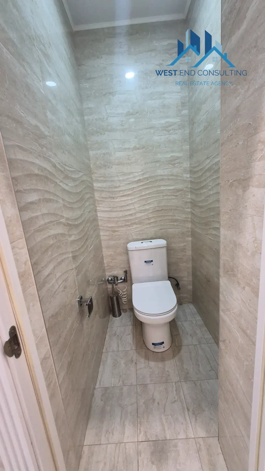 Продается 3-комнатная квартира − 71.6 м²