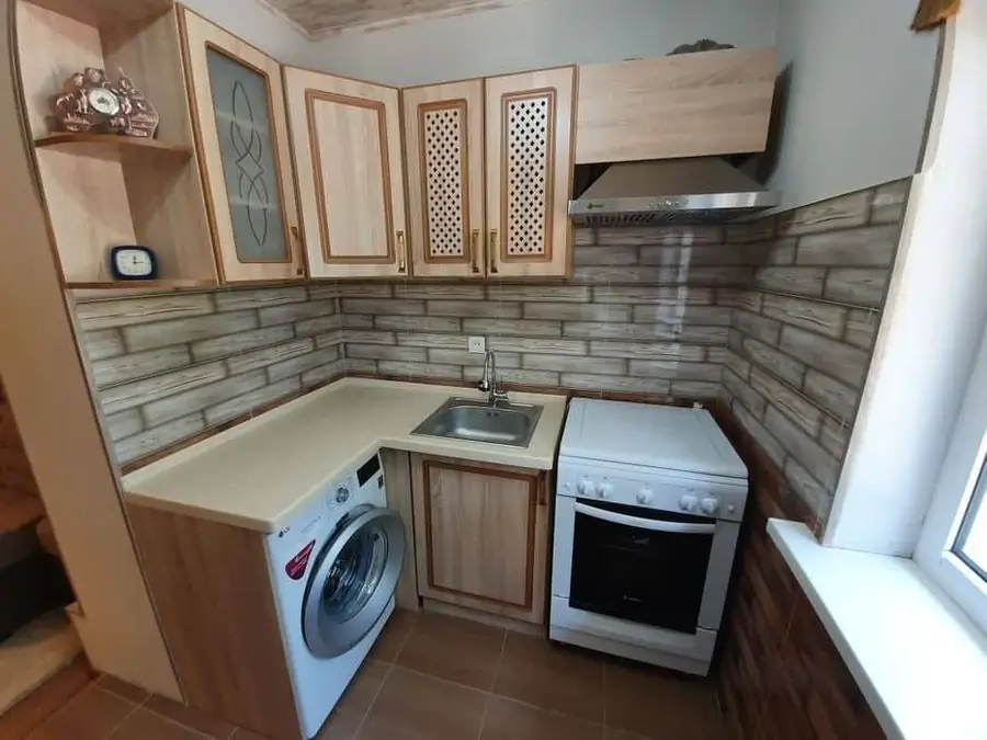 2 xonali kvartira sotiladi − 56 m²