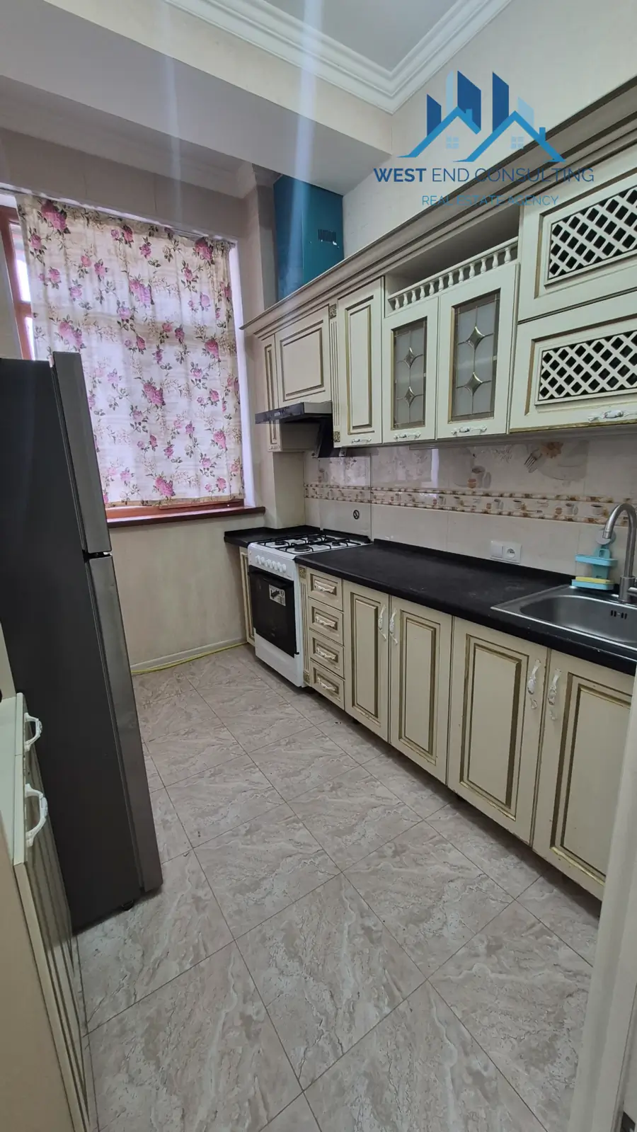 Продается 3-комнатная квартира − 71.6 м²