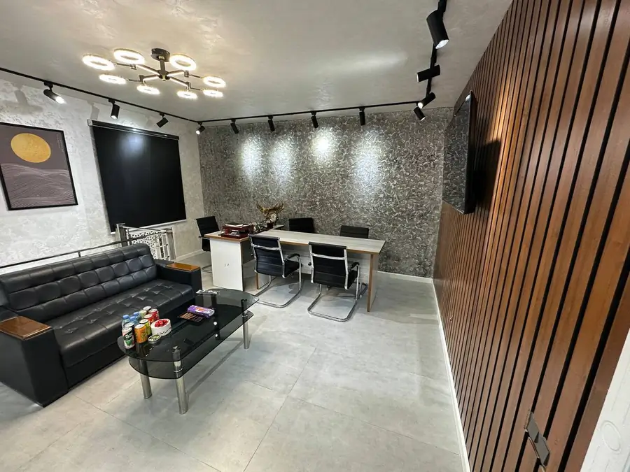 Сдается офис − 90 м²
