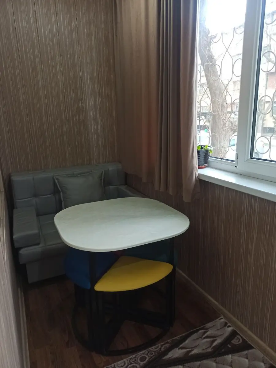 1 xonali kvartira sotiladi − 38 m²