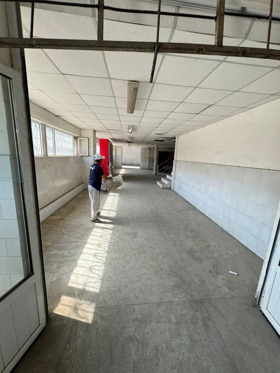 Сдается склад − 816 м²