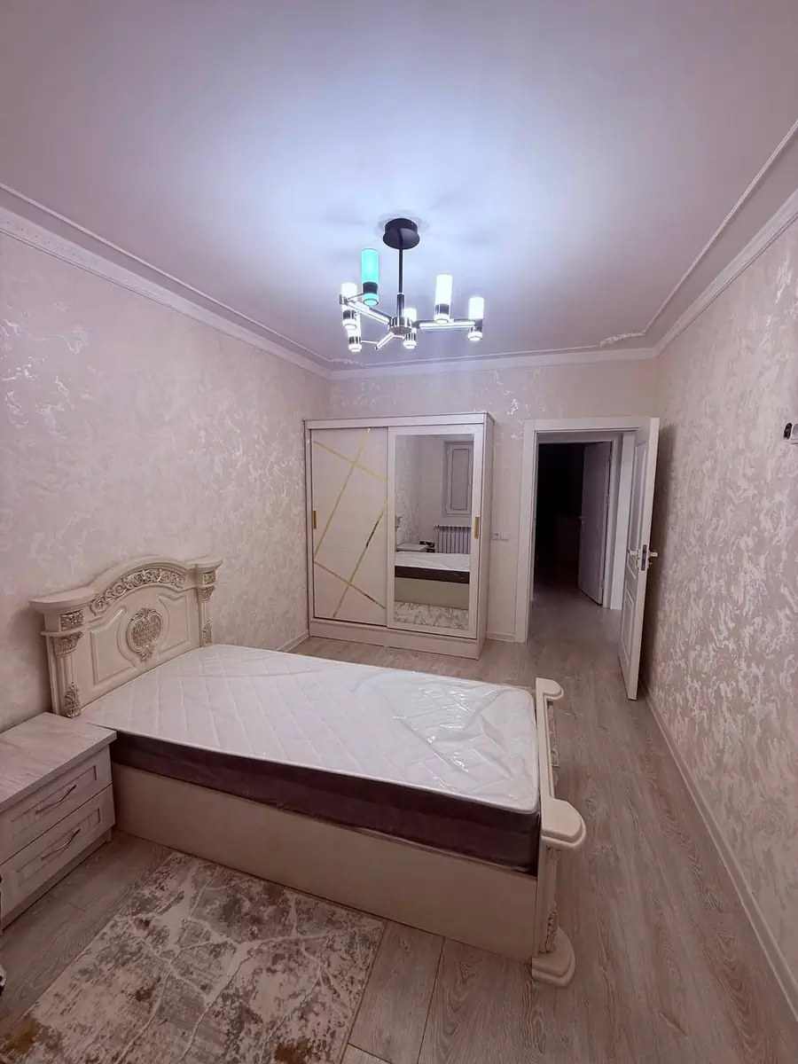 Ijaraga 4 xonali kvartira − 100 m²