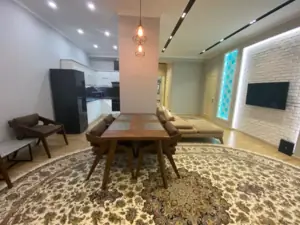 2 xonali kvartira − 100 m², 8/9 qavat