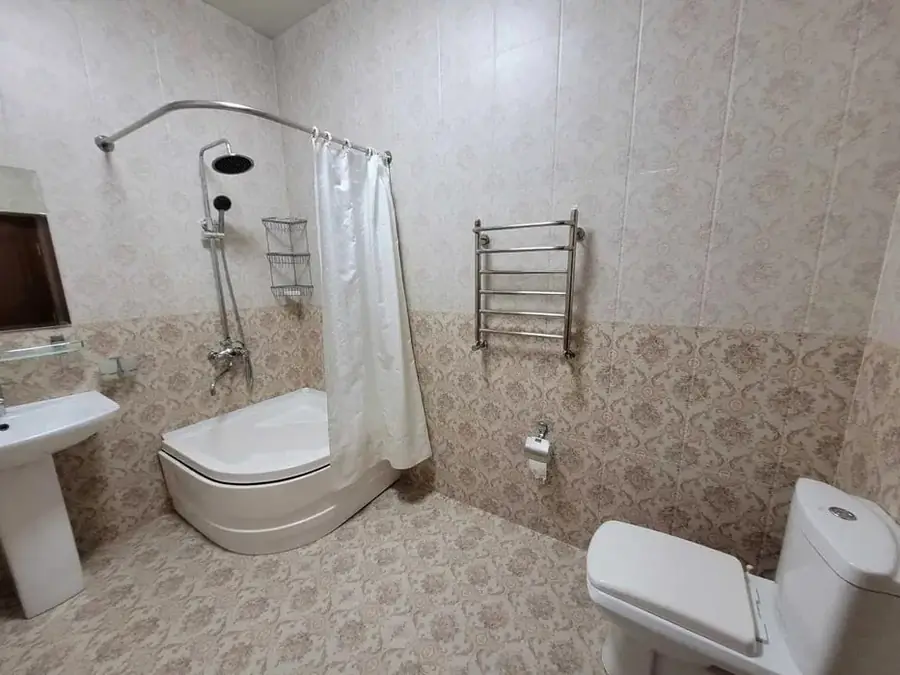 Ijaraga 1 qavatli uy − 200 m²
