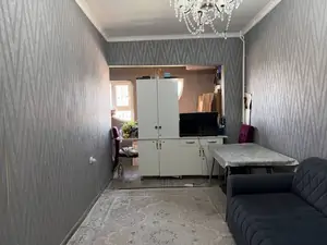 1 xonali kvartira sotiladi − 30 m²