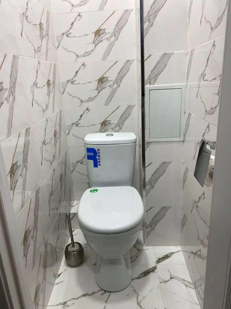 Продается 4-комнатная квартира − 160 м²