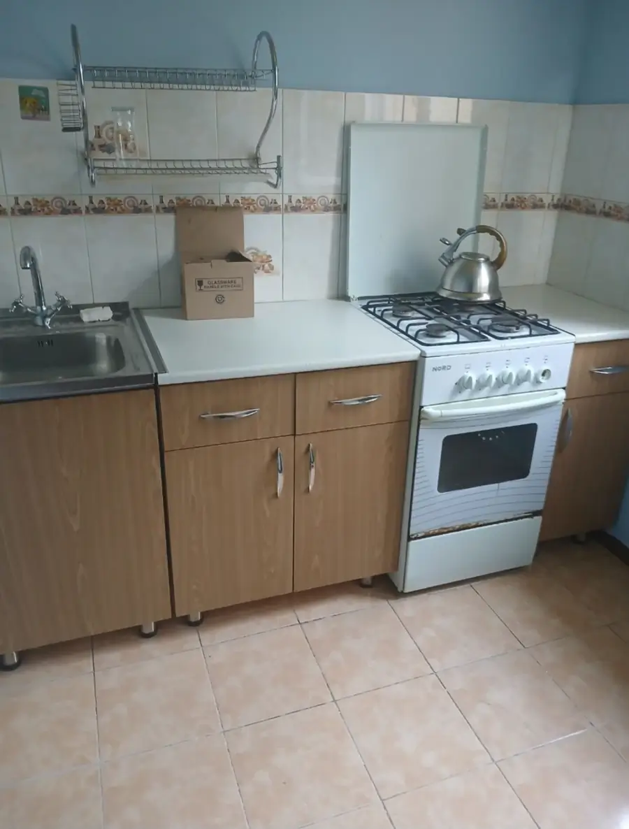 Сдается 2-комнатная квартира − 50 м²