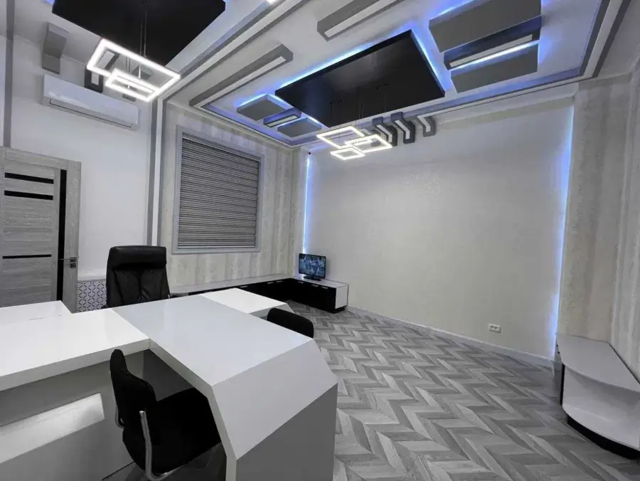 Ofis sotiladi − 354 m²