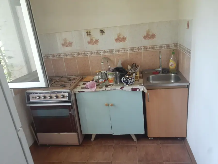 Сдается 2-комнатная квартира − 52 м²