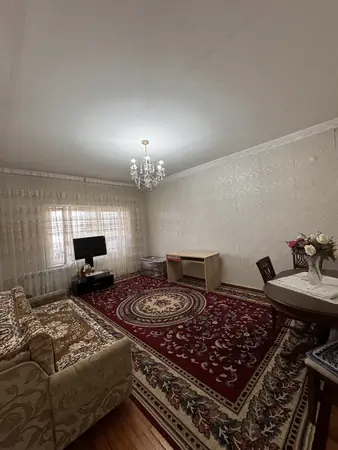 2-комнатная квартира − 80 м², 5/5 этаж