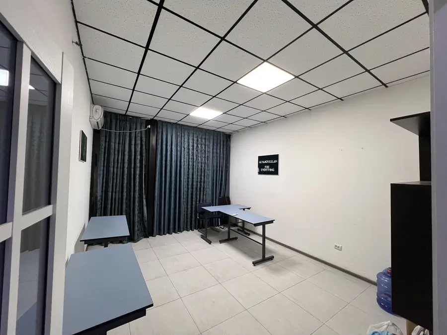 Ijaraga ofis − 18 m²