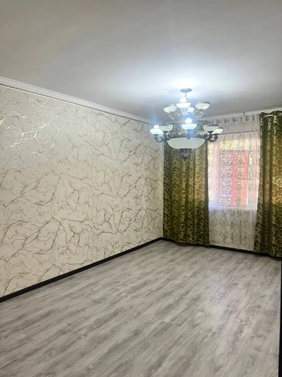 1 xonali kvartira sotiladi − 48 m²