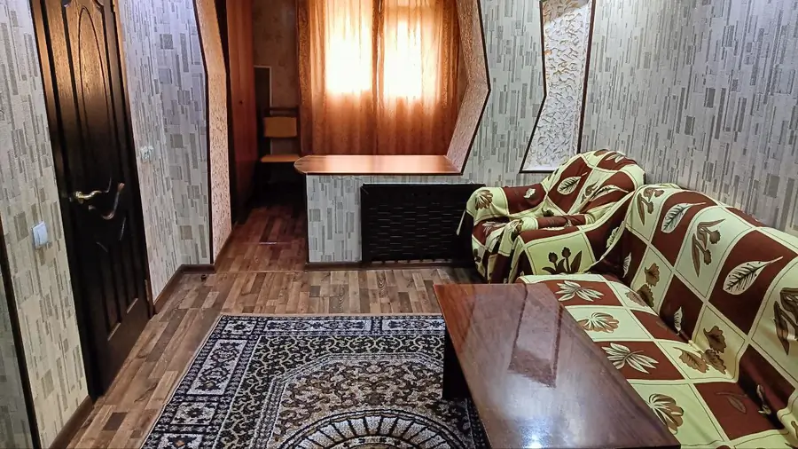 Продается 2-комнатная квартира − 50 м²