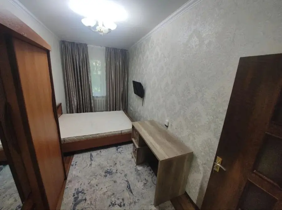 2 xonali kvartira sotiladi − 70 m²