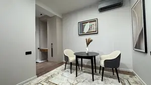 1 xonali kvartira − 33 m², 8/14 qavat