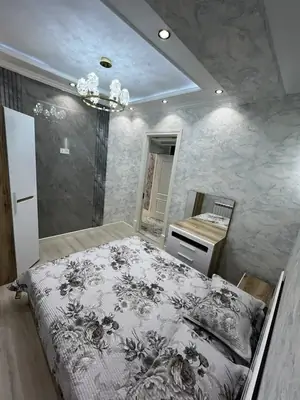 Сдается 2-комнатная квартира − 60 м²