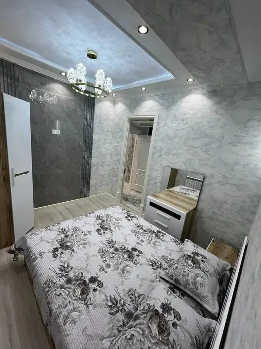 Сдается 2-комнатная квартира − 60 м²