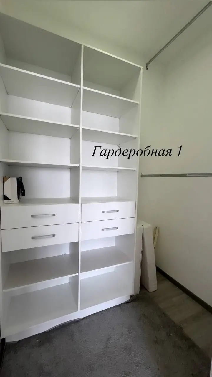 Продается 2-комнатная квартира − 70 м²