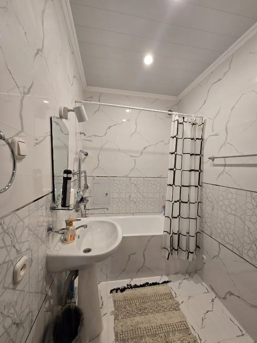 Ijaraga 3 xonali kvartira − 70 m²