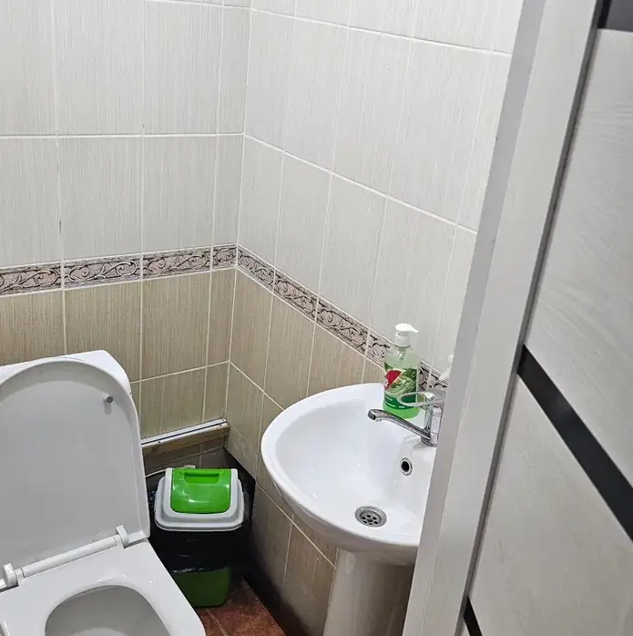 3 xonali kvartira sotiladi − 75 m²