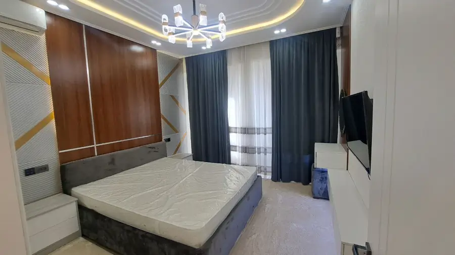 3 xonali kvartira sotiladi − 115 m²