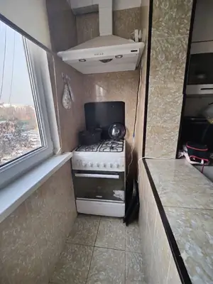 2 xonali kvartira sotiladi − 57 m²