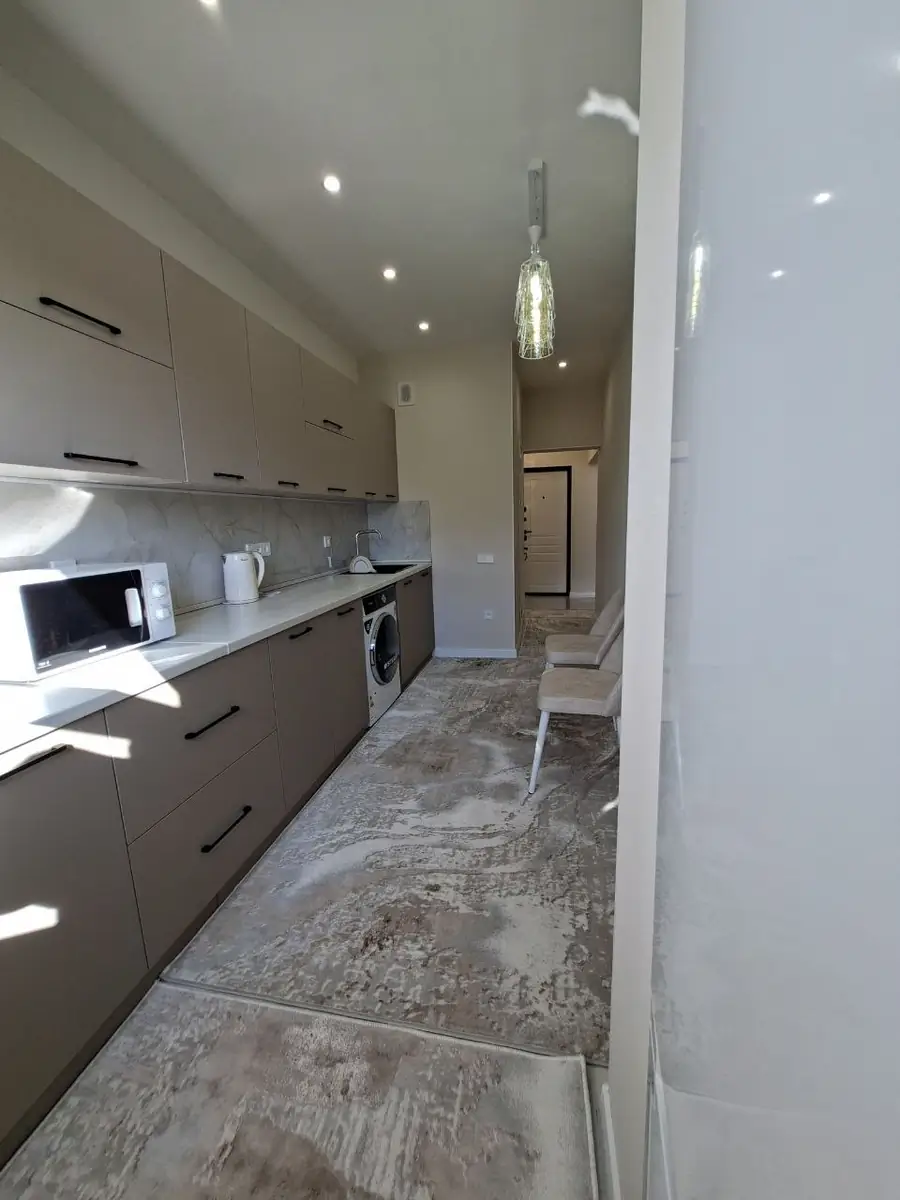 Ijaraga 3 xonali kvartira − 85 m²