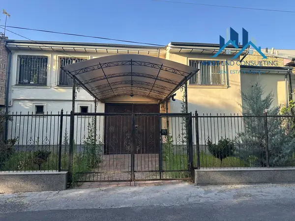 2 qavatli uy − 250 m², 3.5 sot.