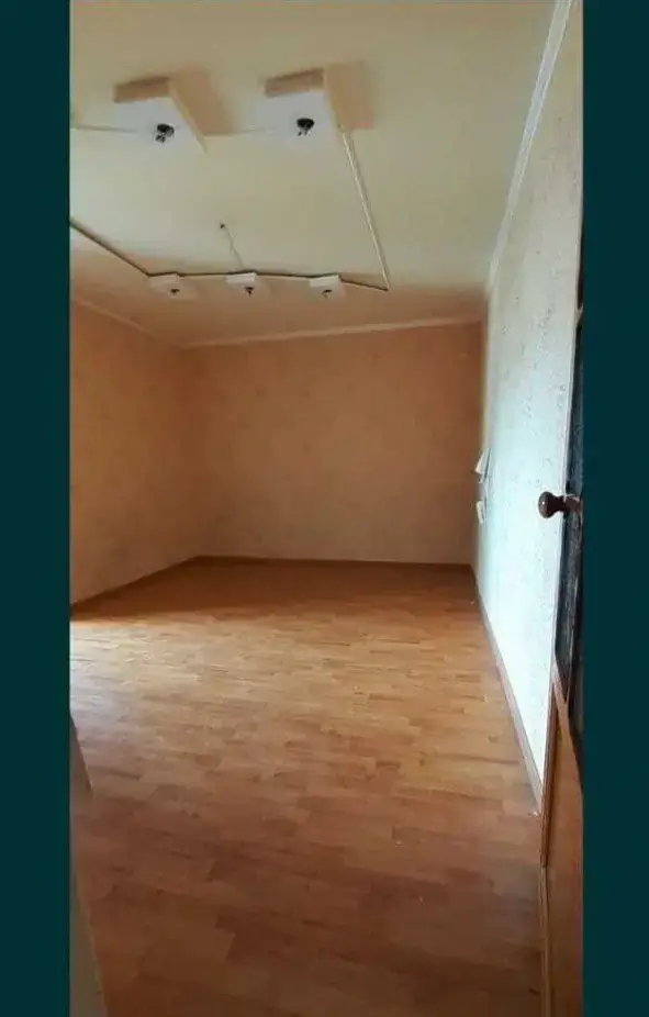 2 xonali kvartira sotiladi − 59 m²