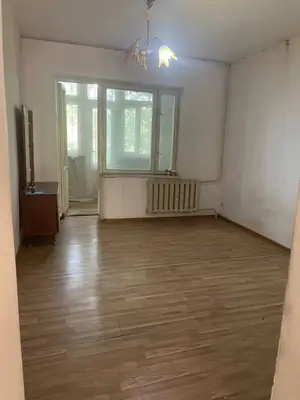 1 xonali kvartira sotiladi − 33 m²