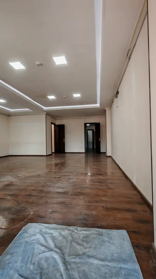 Ofis − 72 m², 1/9 qavat