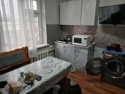1 xonali kvartira − 35 m², 4/4 qavat