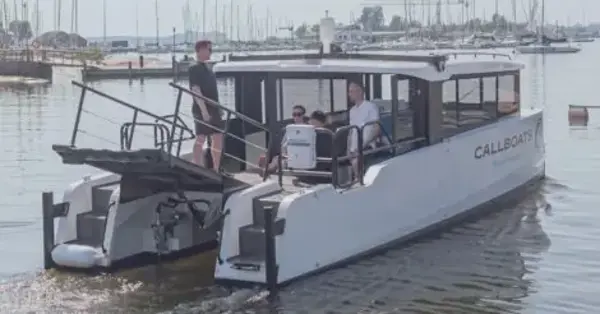 Finlyandiya poytaxtida dunyodagi birinchi mustaqil harakatlanuvchi suv taksisi paydo bo‘ldi