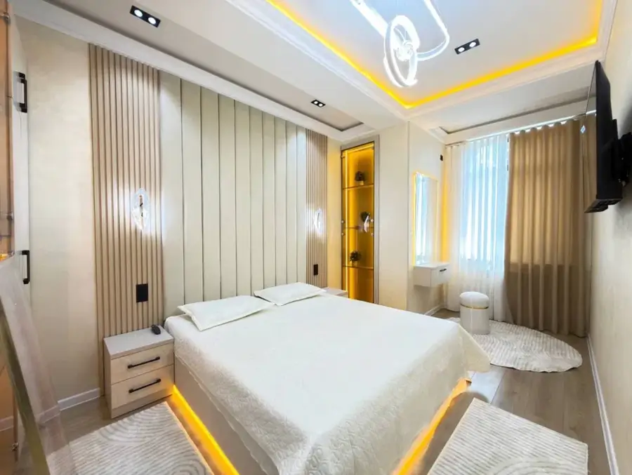 3 xonali kvartira sotiladi − 93 m²