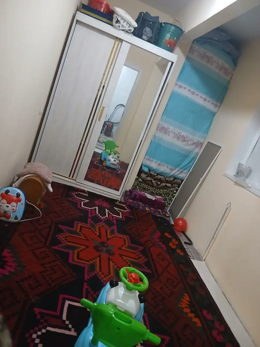 1-комнатная квартира − 42 м², 4/4 этаж