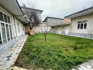 1 qavatli uy sotiladi − 300 m²