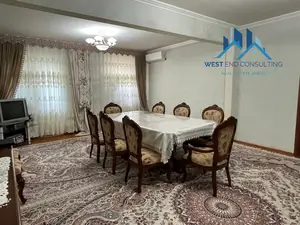 5 dan ortiq xonali kvartira − 160 m², 12/12 qavat
