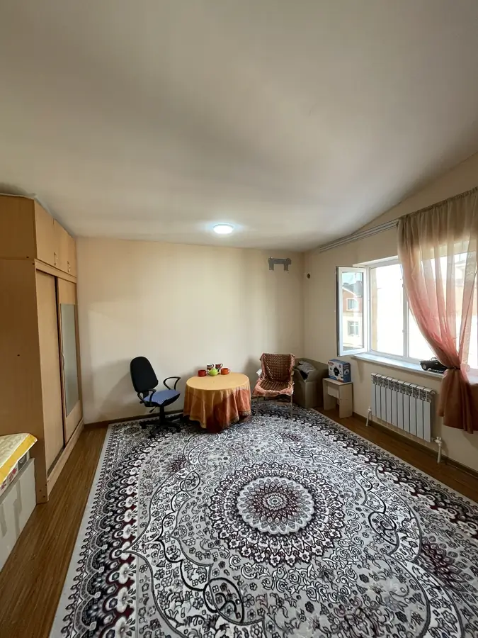 Продается 1-комнатная квартира − 44.5 м²